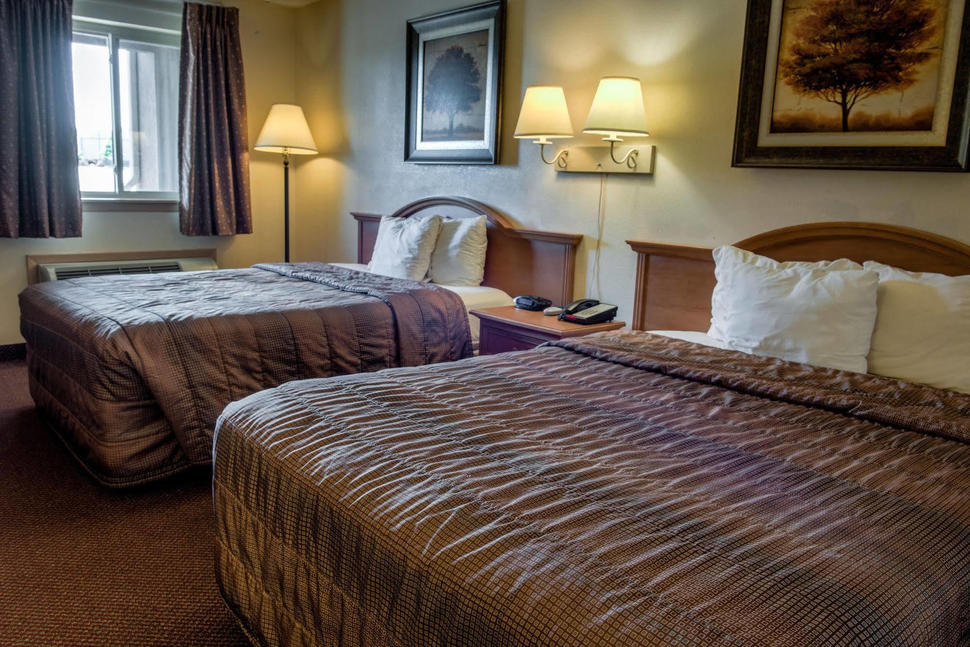 Liberty Lodge เซนต์โรเบิร์ต ภายนอก รูปภาพ