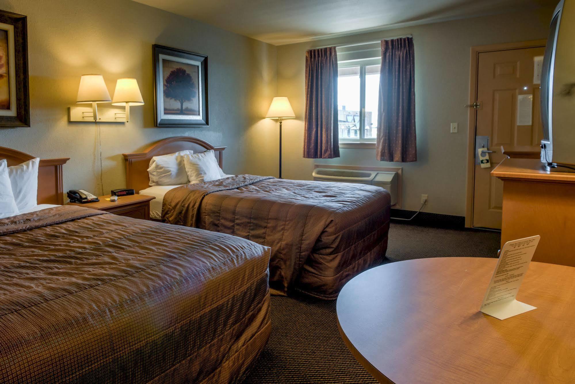 Liberty Lodge เซนต์โรเบิร์ต ภายนอก รูปภาพ